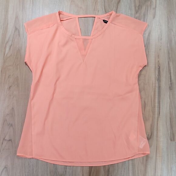 🔹️Banana Republic Coral Peach Semi-Sheer Top Small - Picture 1 of 10